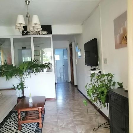 Koeuris Apartment Ла-Ґулет Номер фото