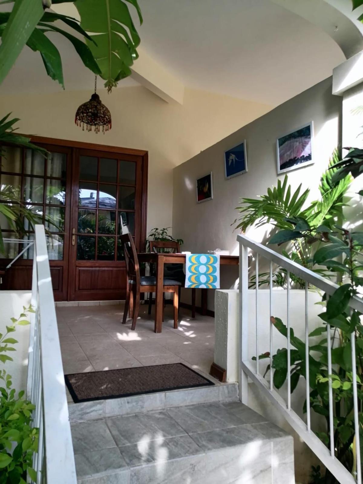 Koeuris Apartment Ла-Ґулет Номер фото