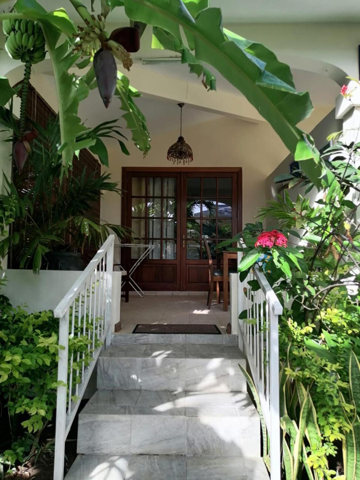 Koeuris Apartment Ла-Ґулет Номер фото